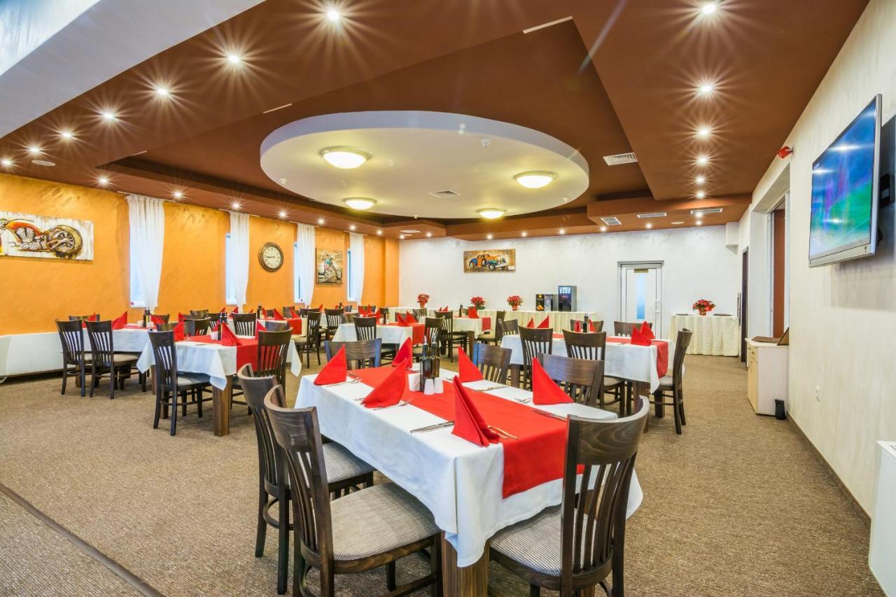 Hotel Royal Borovets Esterno foto