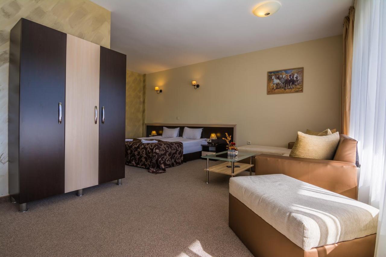 Hotel Royal Borovets Esterno foto